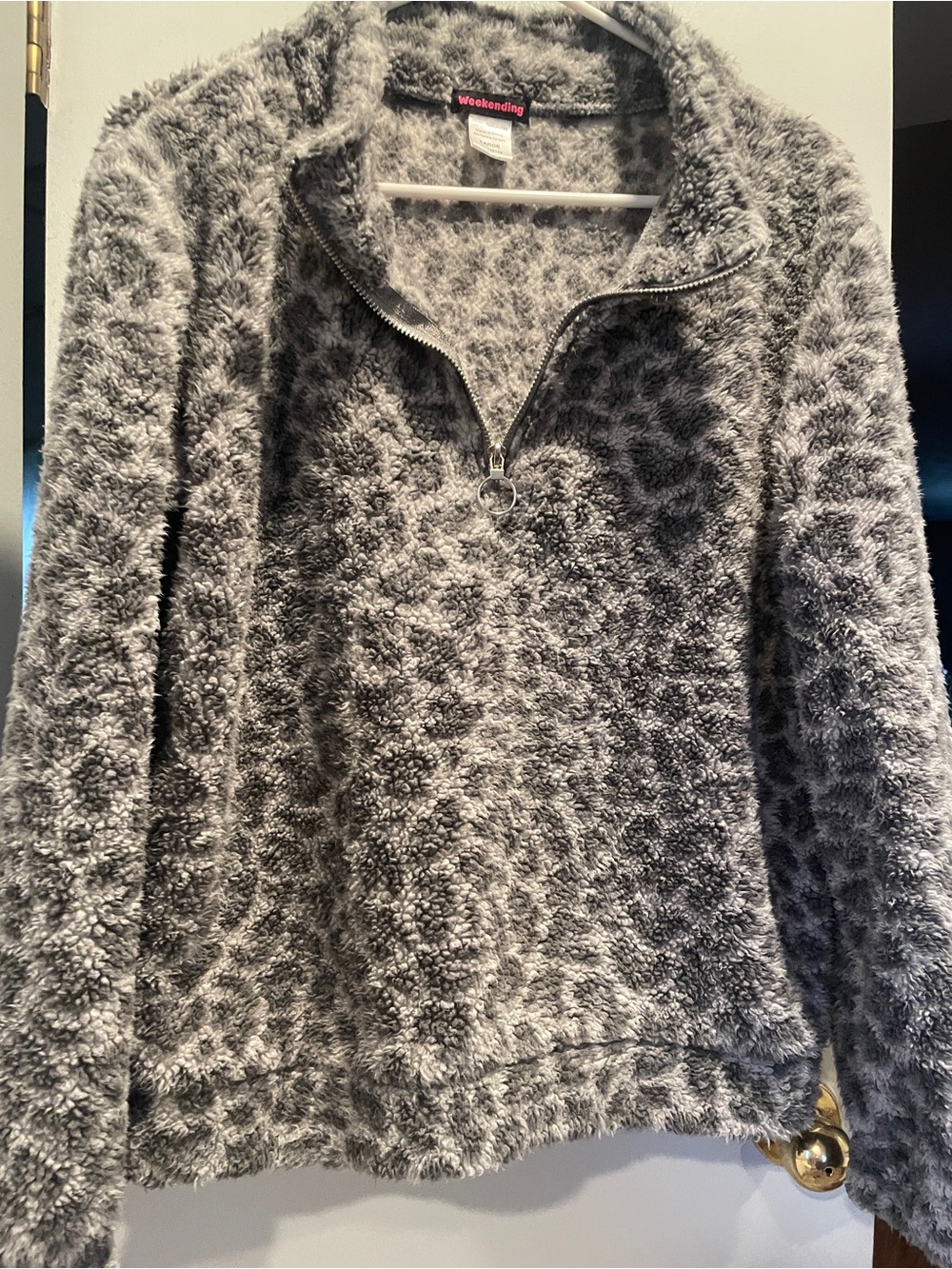 Weekending Plush Half-Zip Pullover - Gray Leopard women’s size L